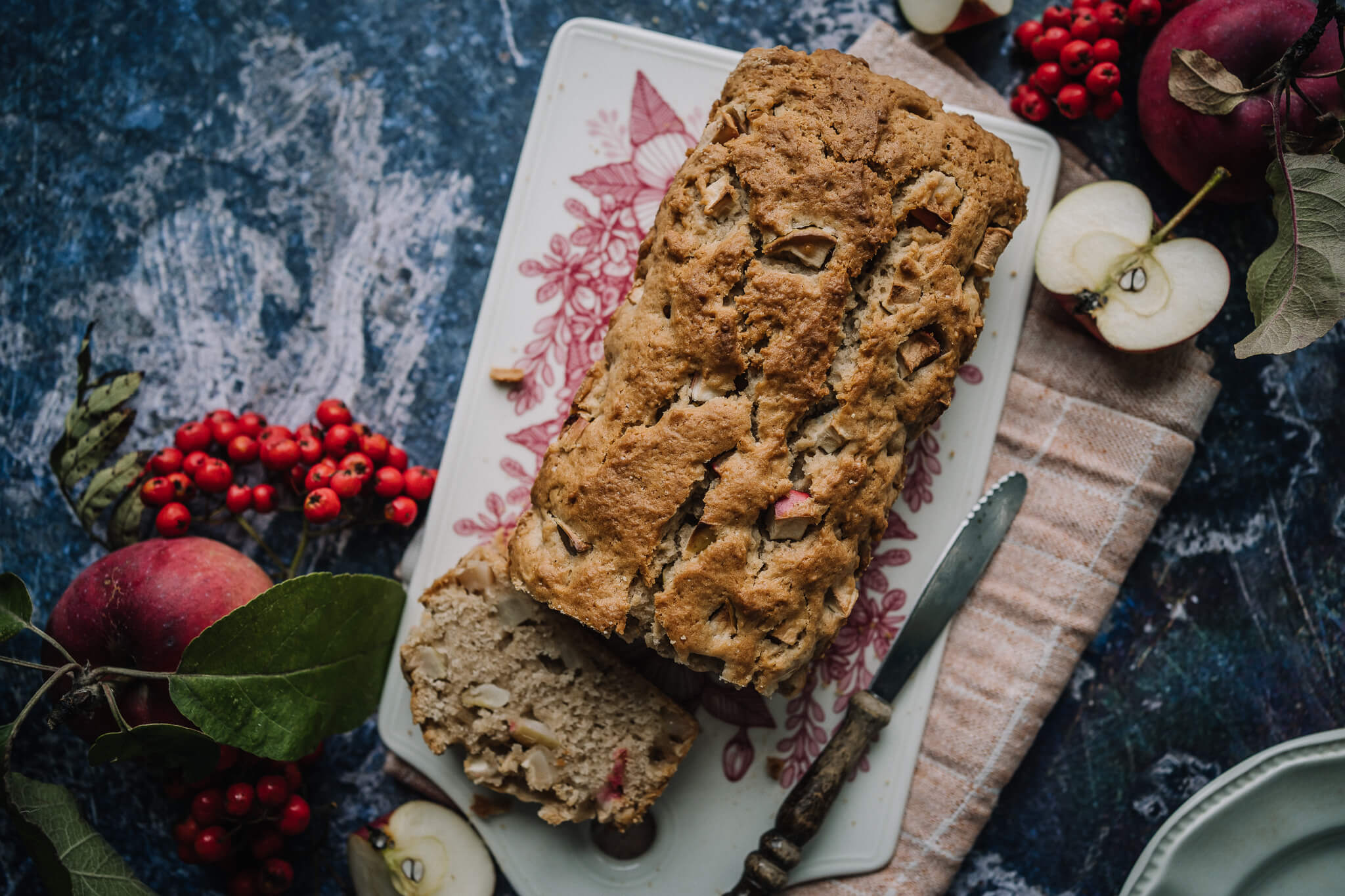 OMENAKAKKU BANANA BREADIN TYYLIIN